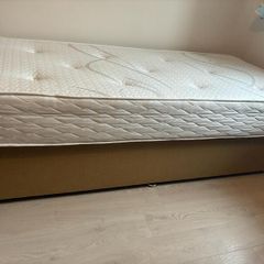 Respa Insignia 3 Mattress & Odearest Fabric Divan Base