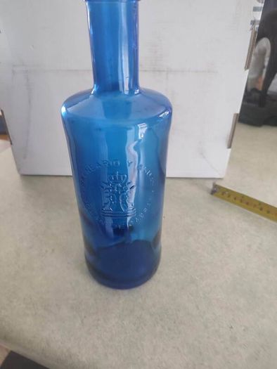 Cobalt Blue Solan de Cabras Apothecary Bottle.