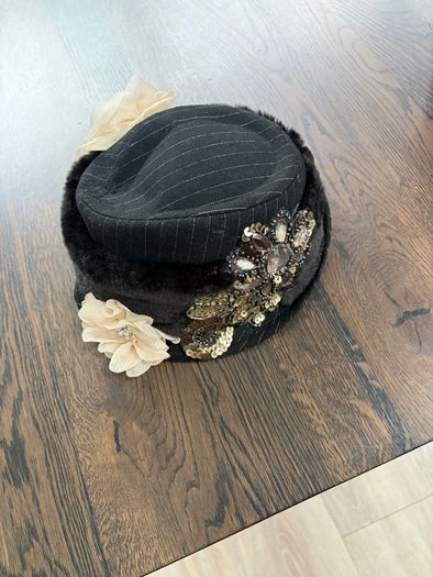 Ladies black pin stripped hat