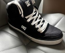 Dc Shoes Trainers Size 10 Runners New