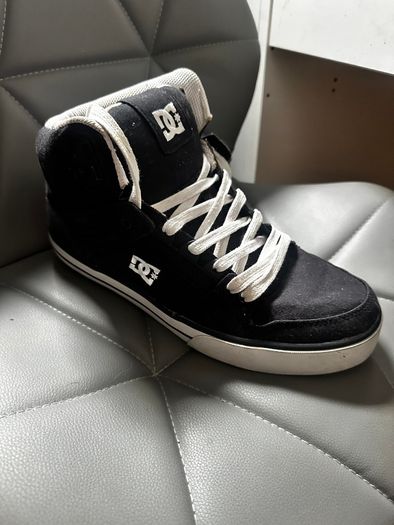 Dc Shoes Trainers Size 10 Runners New