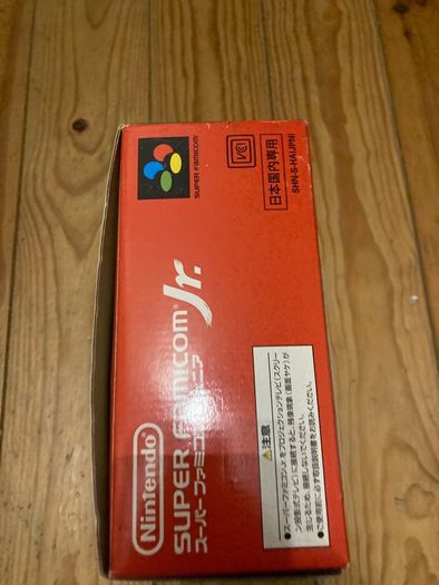 Super famicom JR console