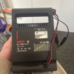 bosch car battery charger