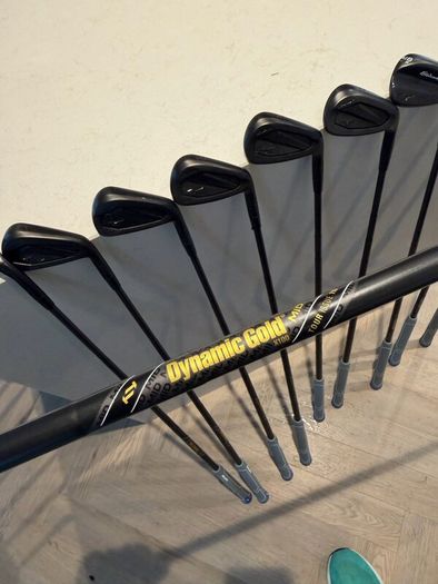 Blacked Out Mizuno Irons / Wedges