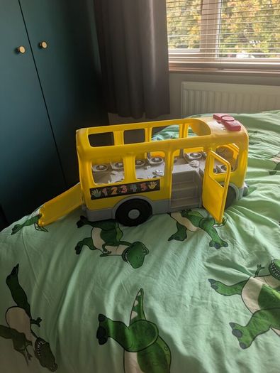 fisher price little people bus