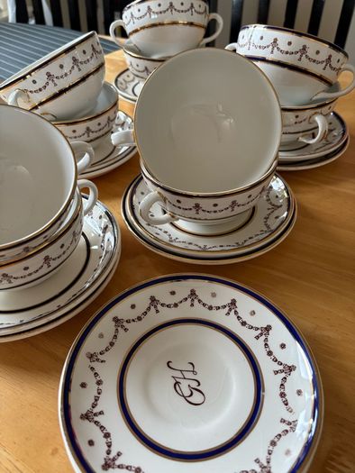 Arklow pottery soup 22 set