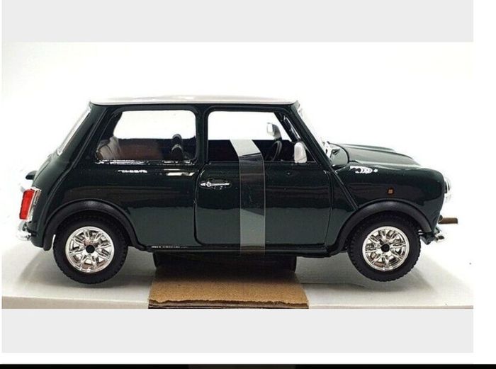 1:24 Scale Mini Cooper Green, Free Post