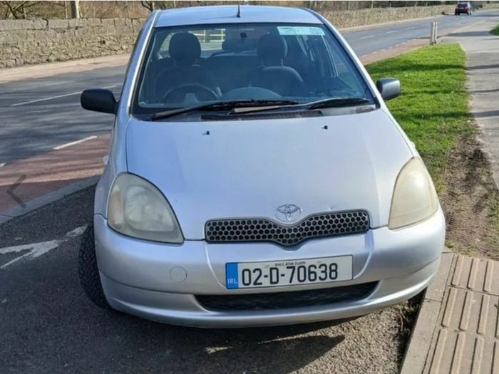 2002 Toyota Yaris 1.4D breaking