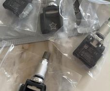 BMW/Mercedes  Genuine TPMS sensors Brand new.