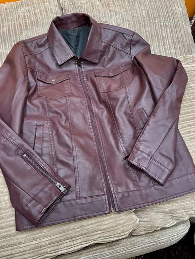 Men's Jacket Size Medium - Brand New