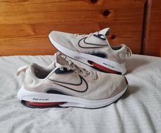 2023 nike air zoom arcadia 2 Size 5 eu 38 grey In excellent condition