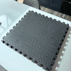 20 x Interlocking Gym Mats 60cm x 60cm