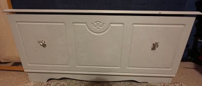 Rossmore Blanket Box