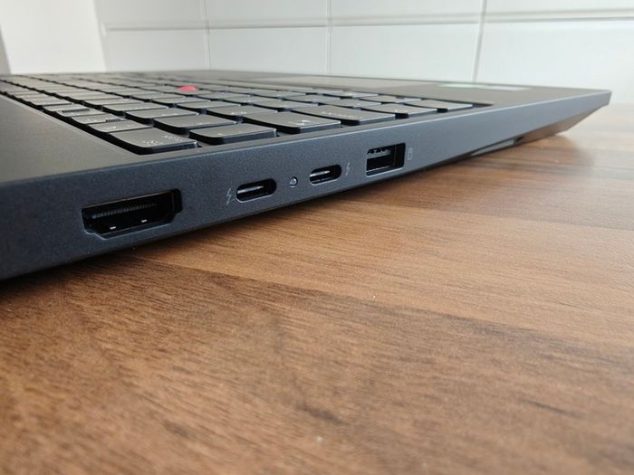 Lenovo ThinkPad P16V gen.3 Laptop | Ultra 7 | 32GB | 2TB | Nvidia RTX 8GB | 16" | Warranty