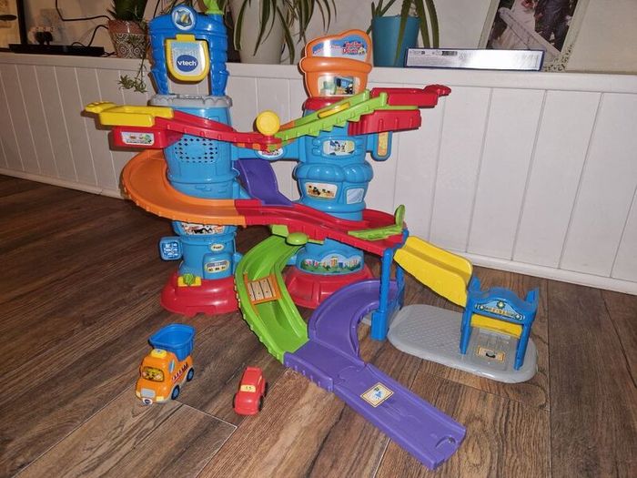Toot toot Track