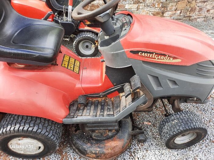 Castelgarden ride on mower