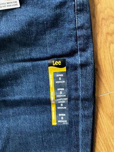 Lee women's mid rise boyfriend Jean