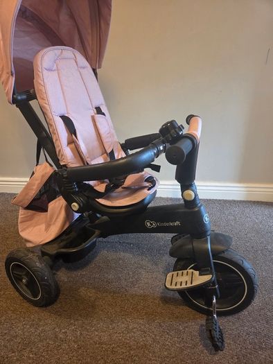 Kinderkraft Easytwist Tricycle in pink