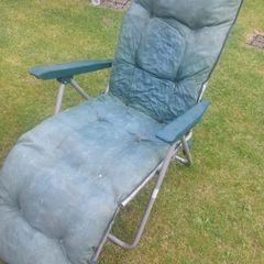 sun loungers