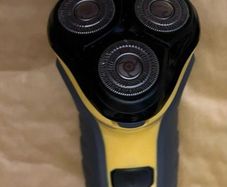 Remington 5100 Virtually Indestructible Rotary Power Series Aqua Wet Dry Rotary Shaver