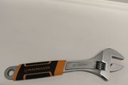 Adjustable spanner