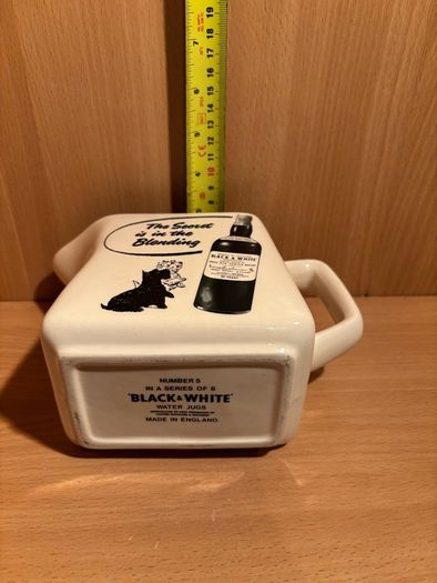 Black & White jug