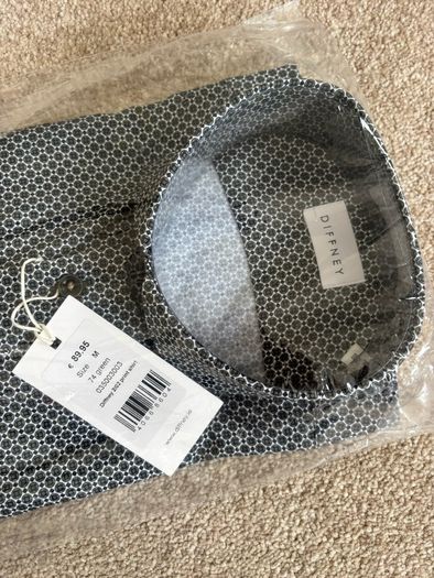Brand new Diffney men's print shirt