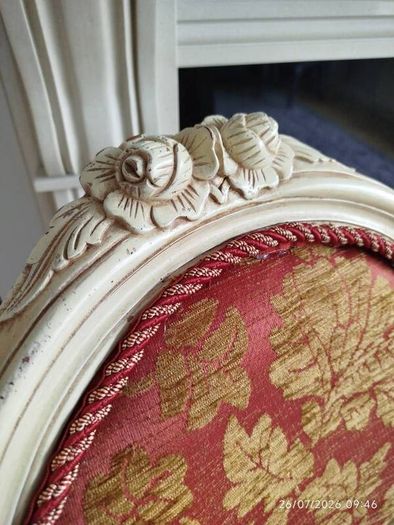 bedroom chair
