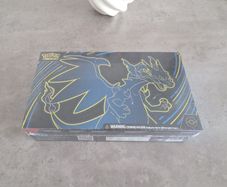 Mega Charizard x ex Ultra Premium Collection