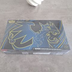 Mega Charizard x ex Ultra Premium Collection