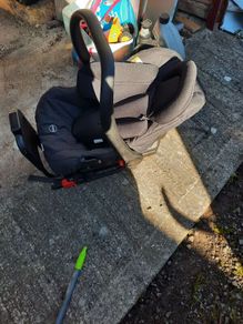 baby elegance  car seat with base