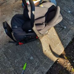baby elegance  car seat with base