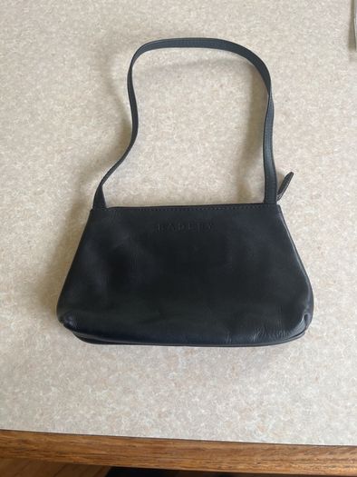 Ladies Radley Black Leatger Small Handbag
