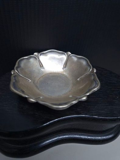 Vintage 800 Silver Small Floral Bowl / Dish 21.8g