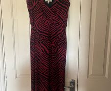 Brand new oasis burgundy and navy bd jersey  polyester maxi dress