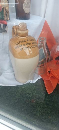 Hello ,could u help me ,,looking for mitchelstown stoneware or earthware flagon or Mitchelstown items ,thanks in advance ,pm me thank you ,like the one in pictures
