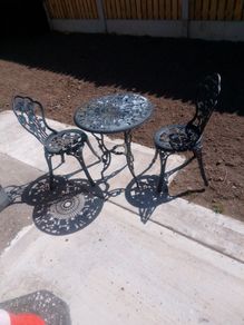 table and chairs