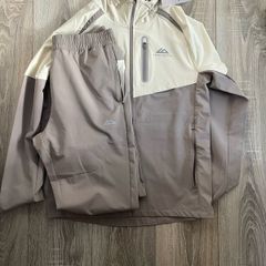 tracksuit