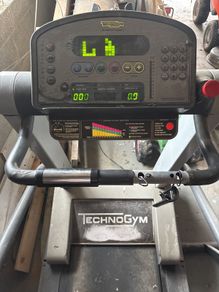 Free treadmill