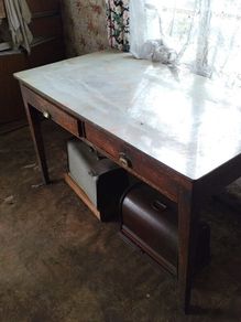 Oak table