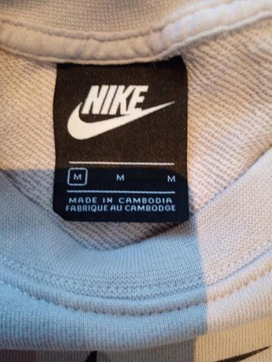 Nike top size M