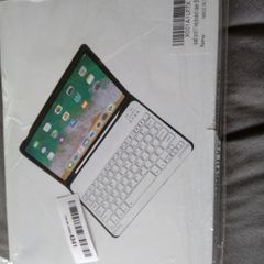 Ipad Pro 11 case plus Bluetooth keyboard
