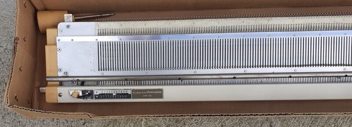 Empisal Knitmaster Knitting Machine