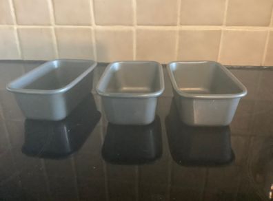 3 Mini Loaf Tins