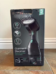 Clothing steamer