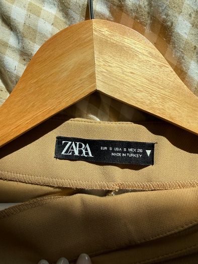 ZARA Beige Skort Tailored Style Size S