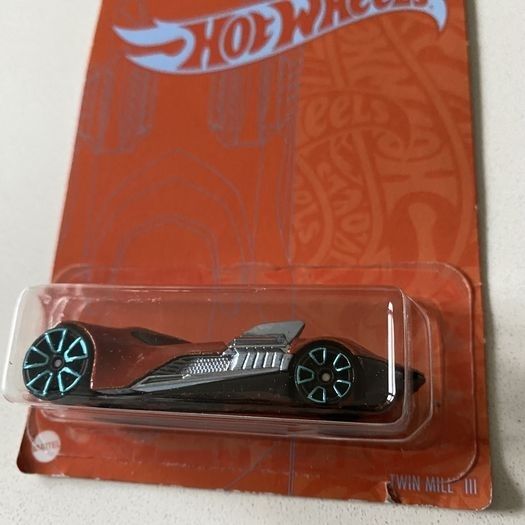 McLaren Senna, Audi R8, Jaguar XE, Cadillac CTS-V/ Fleetwood, Twin Mill - Collectors Set - Hot wheels