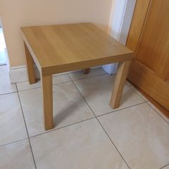 Small table /coffee table / bedside table