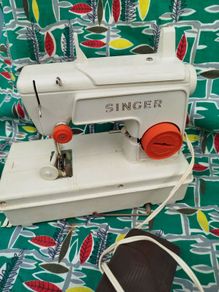 Vintage Singer Kids Sewing machine