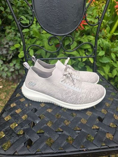 Skechers Slip On Ladies Trainers UK6 EU39